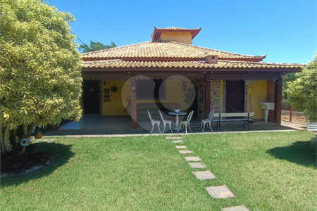 Casa à venda com 3 quartos, sendo 1 suíte, em Rasa, Armação dos Búzios, RJ