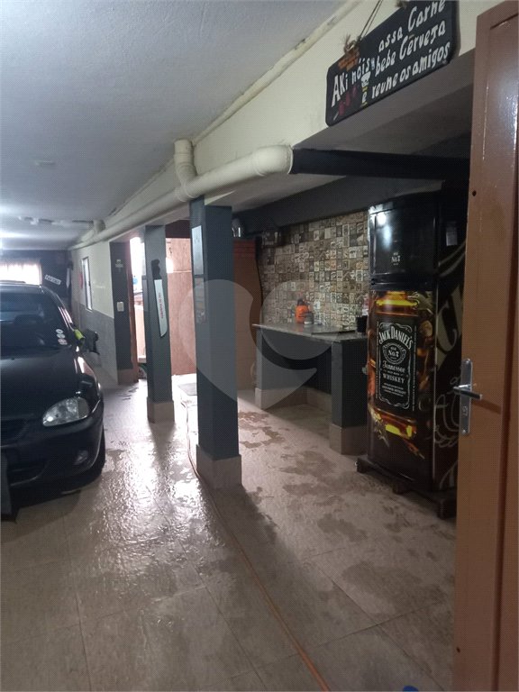 Sobrado à venda com 3 quartos em Jardim Peri, São Paulo, SP