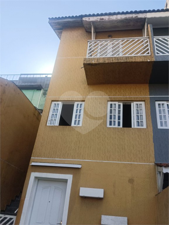 Sobrado à venda com 3 quartos, sendo 2 suítes,  em Parada Inglesa, São Paulo, SP