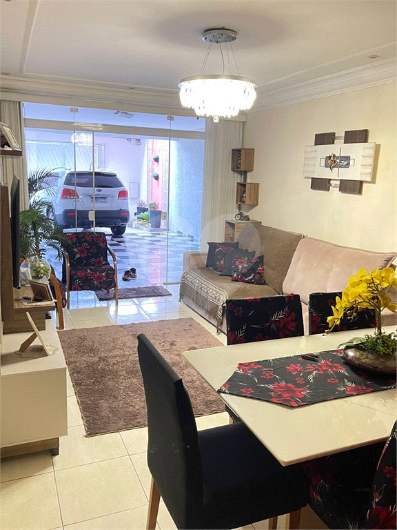 Casa à venda com 3 quartos em Cidade Boa Vista, Suzano, SP