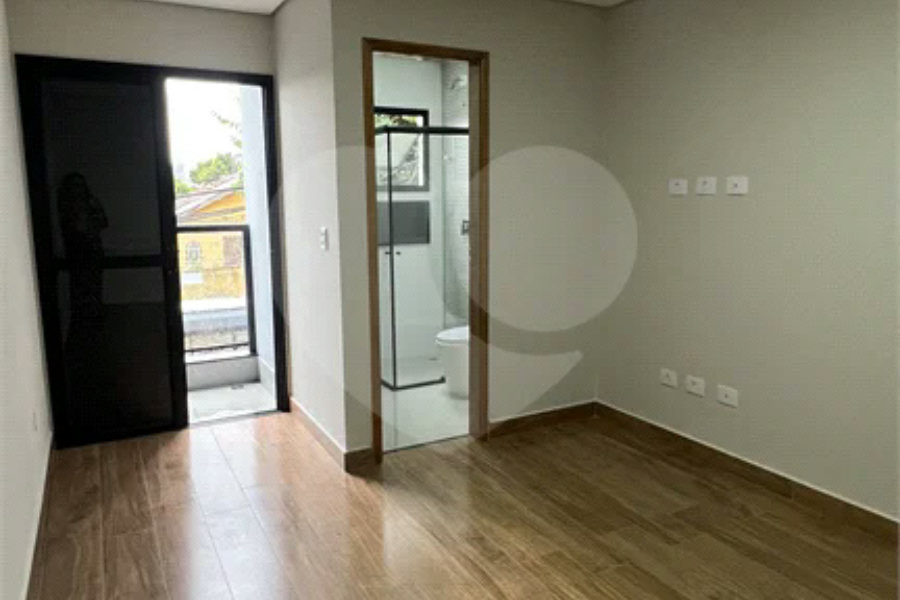 Sobrado à venda com 3 quartos, sendo 1 suíte,  em Vila Nova Cachoeirinha, São Paulo, SP