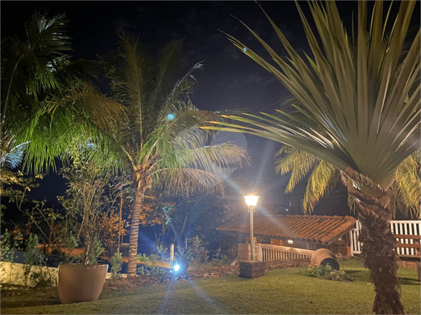 Casa à venda com 4 quartos, sendo 2 suítes, no condomínio Jardim do Ribeirão II, Itupeva - SP