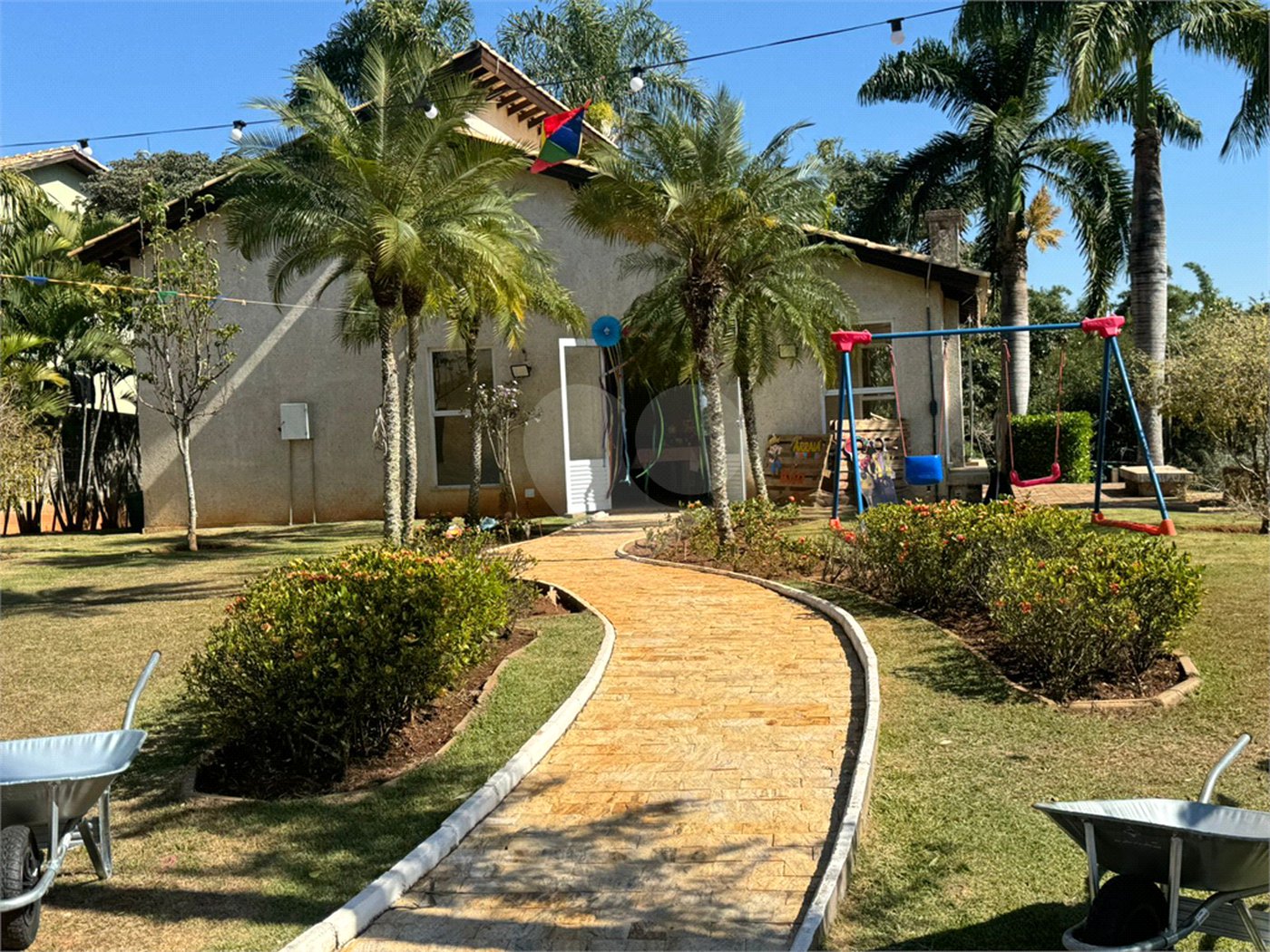 Casa à venda com 4 suítes no condomínio Residencial Dacha, Sorocaba - SP