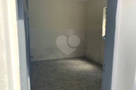 Prédio à venda com 6 quartos em Santana, São Paulo, SP
