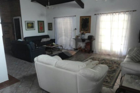 Casa à venda com 3 quartos no condomínio São Joaquim, Vinhedo - SP