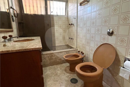 Casa para alugar com 3 suítes em Jardim Guedala, São Paulo, SP