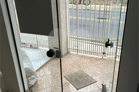 Prédio à venda com 7 quartos no Centro, Votorantim, SP