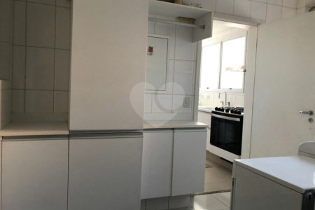 Apartamento à venda com 4 quartos, sendo 3 suítes,  em Cidade Monções, São Paulo, SP