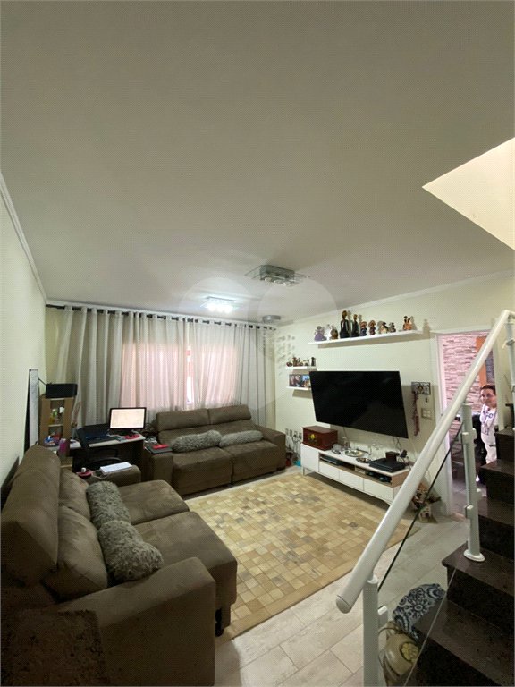 Casa à venda com 3 quartos, sendo 1 suíte, em Jardim Santa Clara, Guarulhos, SP