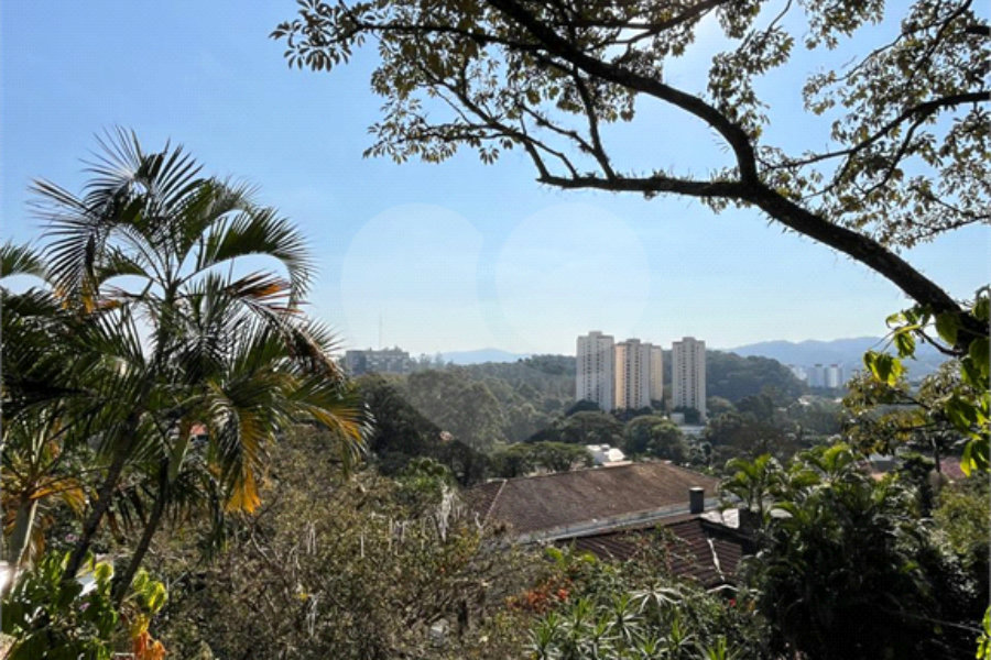 Sobrado à venda com 3 suítes em Tremembé, São Paulo, SP