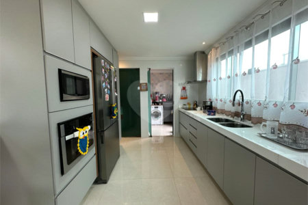 Casa em condomínio à venda com 4 quartos, sendo 3 suítes,  em Nova São Pedro, São Pedro da Aldeia, RJ