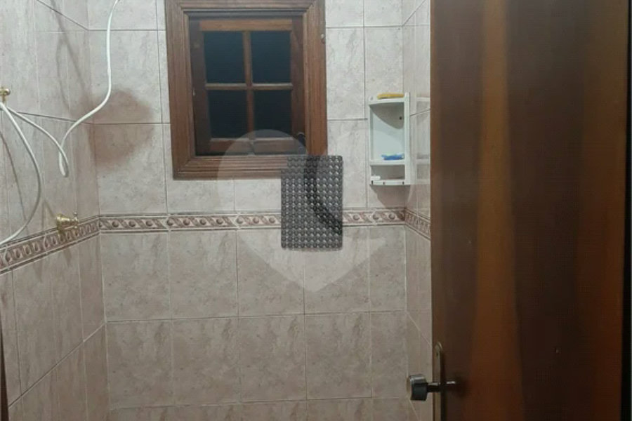 Sobrado à venda com 5 quartos, sendo 2 suítes, em Tremembé, São Paulo, SP
