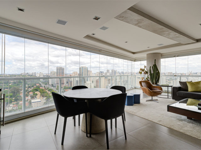 Apartamento à venda com 3 suítes em Campo Belo, São Paulo, SP
