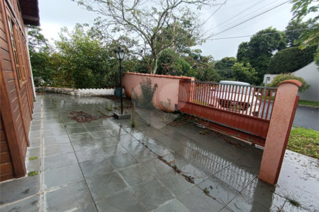 Casa à venda com 3 quartos, sendo 1 suíte,  em Jardim Villaça, São Roque, SP