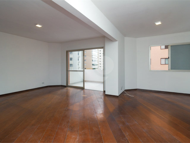 Apartamento à venda com 4 quartos, sendo 2 suítes,  em Brooklin, São Paulo, SP