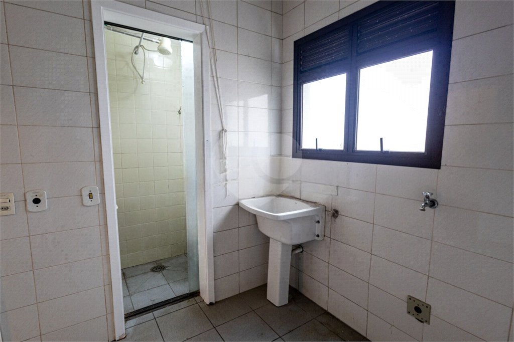 Apartamento para alugar com 3 suítes em Moema, São Paulo, SP