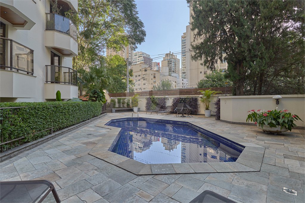 Apartamento à venda com 4 suítes em Campo Belo, São Paulo, SP