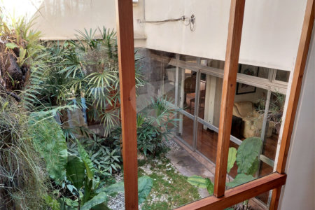 Casa à venda com 3 suítes em Jardim Leonor, São Paulo, SP