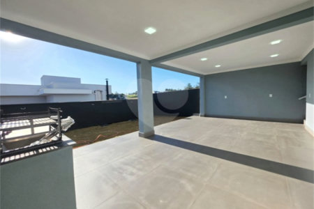 Casa à venda com 3 suítes em Marambaia, Vinhedo, SP