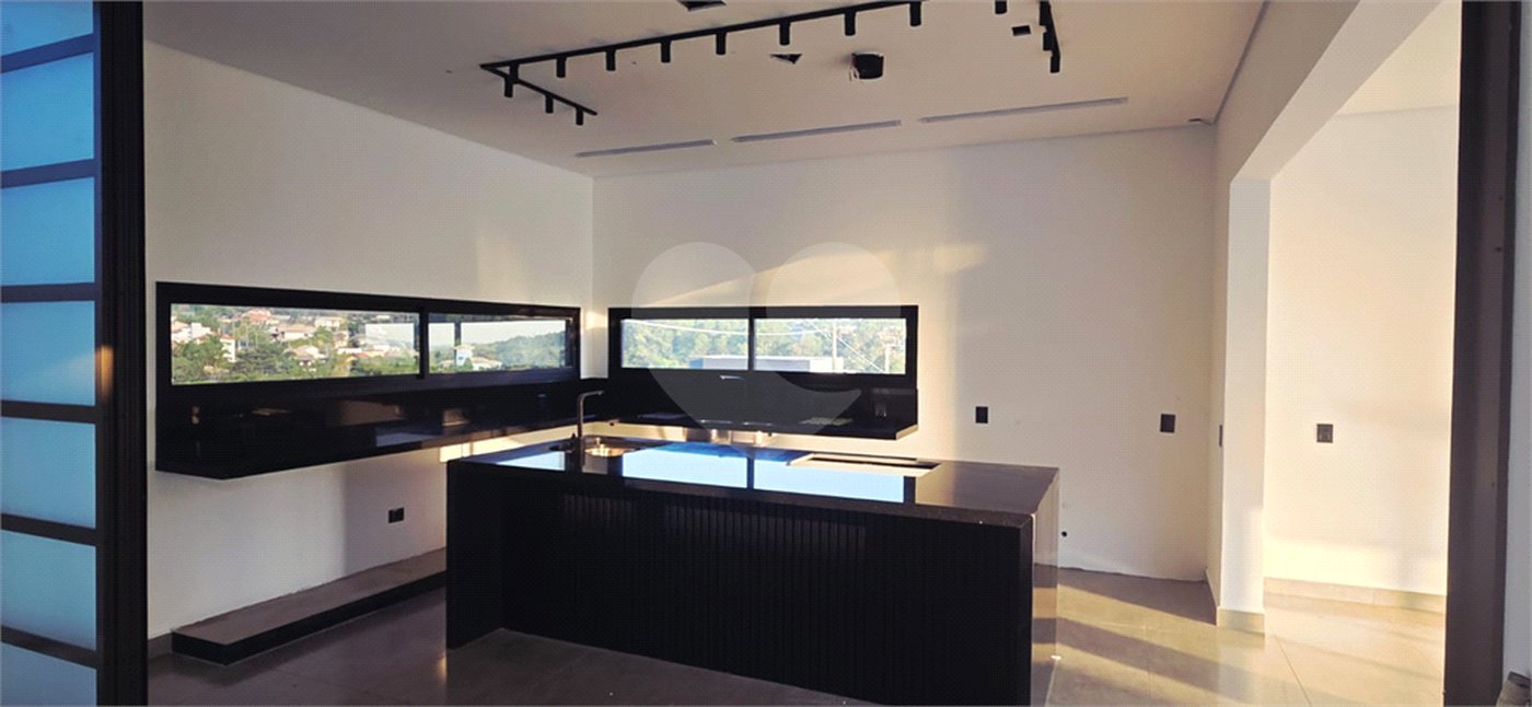 Casa à venda com 4 suítes no condomínio Residencial Dacha, Sorocaba - SP