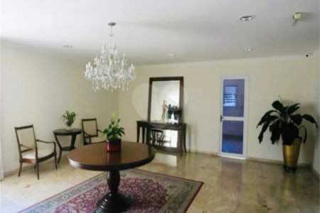 Apartamento à venda com 4 quartos, sendo 2 suítes,  em Vila Andrade, São Paulo, SP