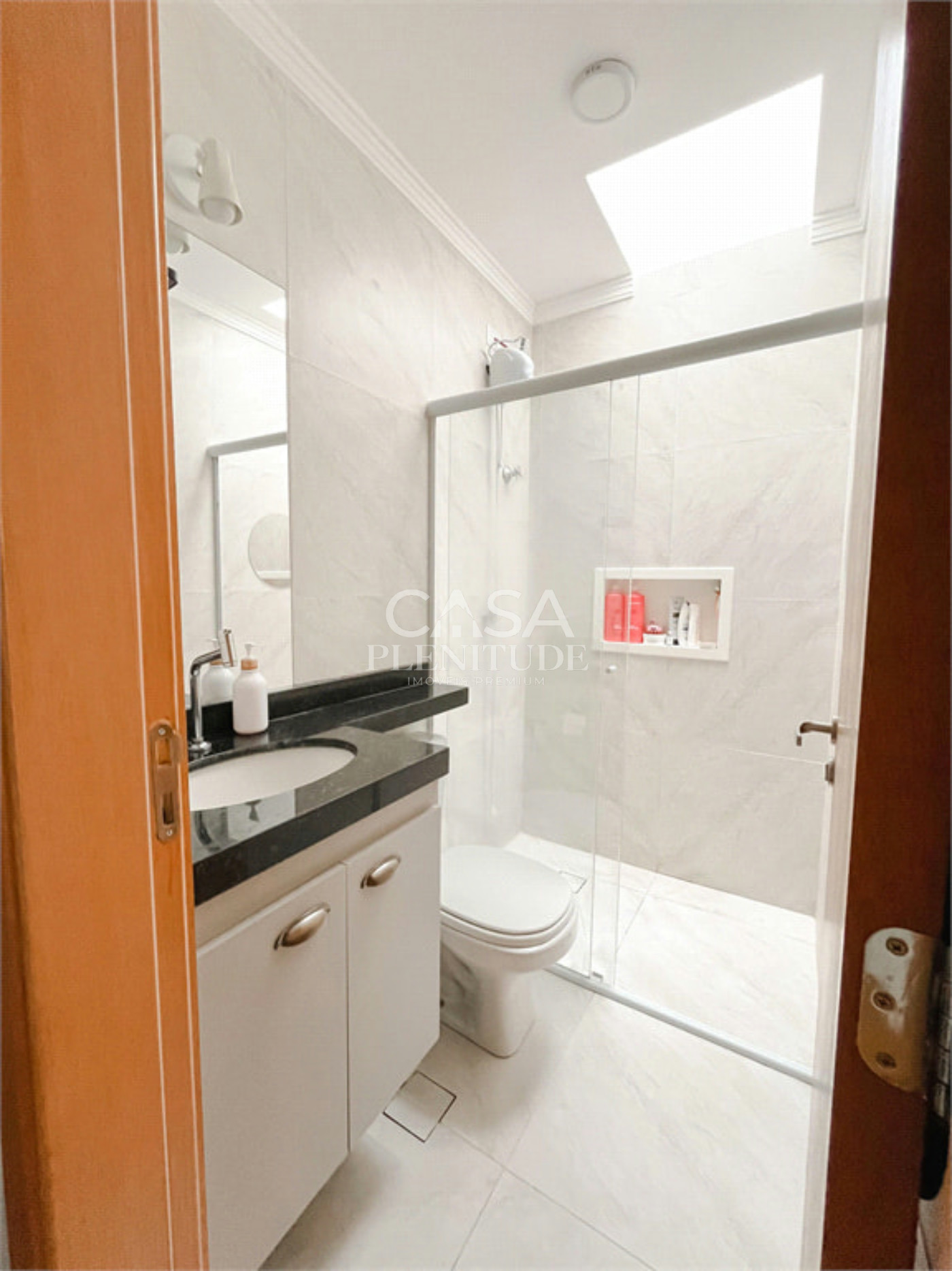 Sobrado à venda com 3 quartos, sendo 1 suíte, em Vila Arriete, São Paulo, SP