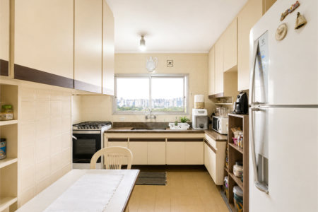 Apartamento à venda com 3 quartos, sendo 1 suíte, em Alto da Boa Vista, São Paulo, SP