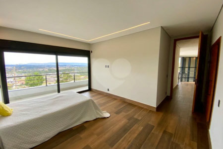 Casa à venda com 4 suítes em Monte Alegre, Vinhedo, SP