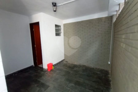 Casa à venda com 3 quartos, sendo 1 suíte,  em Vila Brasílio Machado, São Paulo, SP