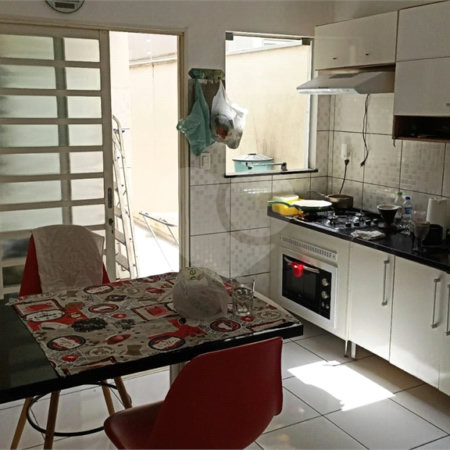 Casa à venda com 2 quartos, sendo 1 suíte, em Jardim Fogaça, Itapetininga, SP