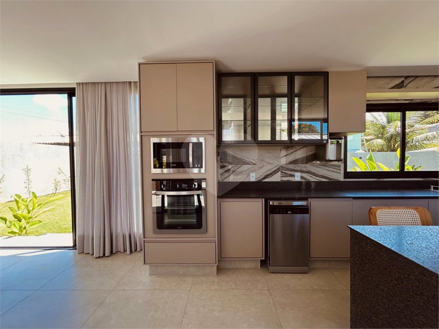Casa à venda com 3 suítes em Orla Norte, Porto Seguro, BA