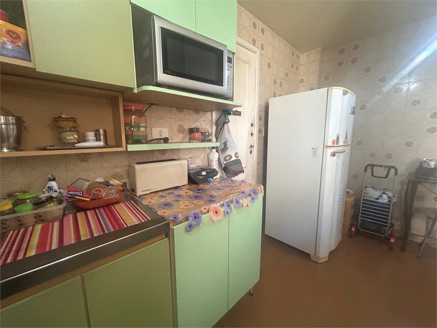 Apartamento à venda com 2 quartos, sendo 1 suíte, em Laranjeiras, Rio de Janeiro, RJ