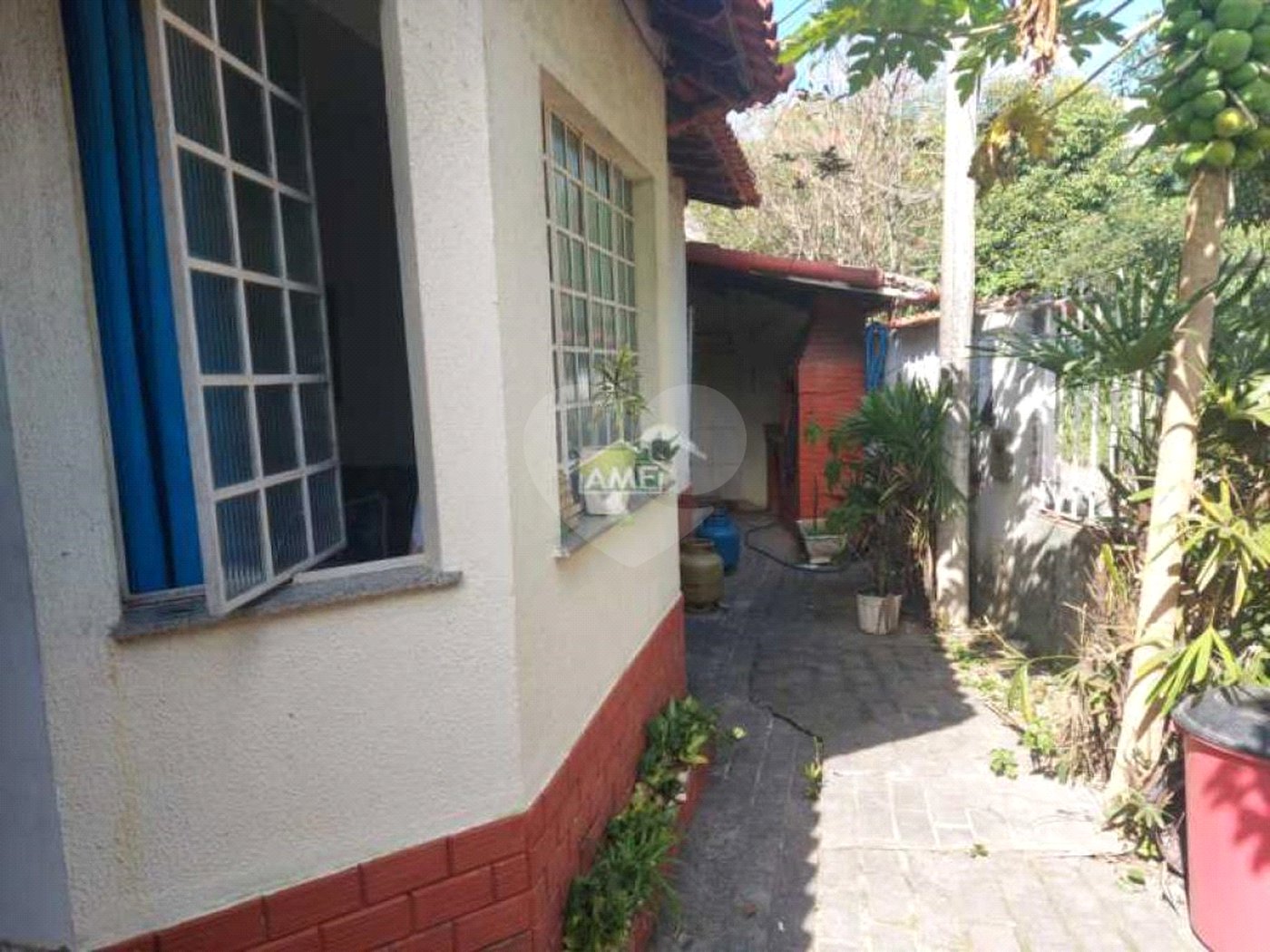 Casa à venda com 2 quartos, sendo 1 suíte, no condomínio River Plate, Rio de Janeiro - RJ