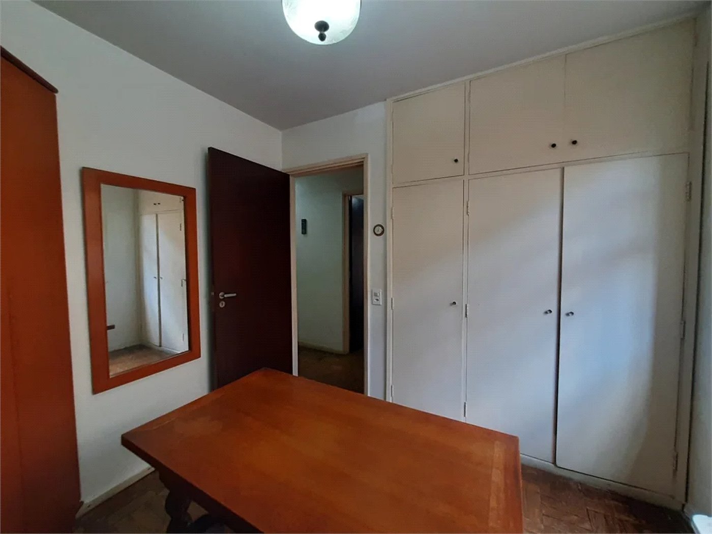 Casa à venda com 4 quartos, sendo 1 suíte, em Parque Continental, São Paulo, SP