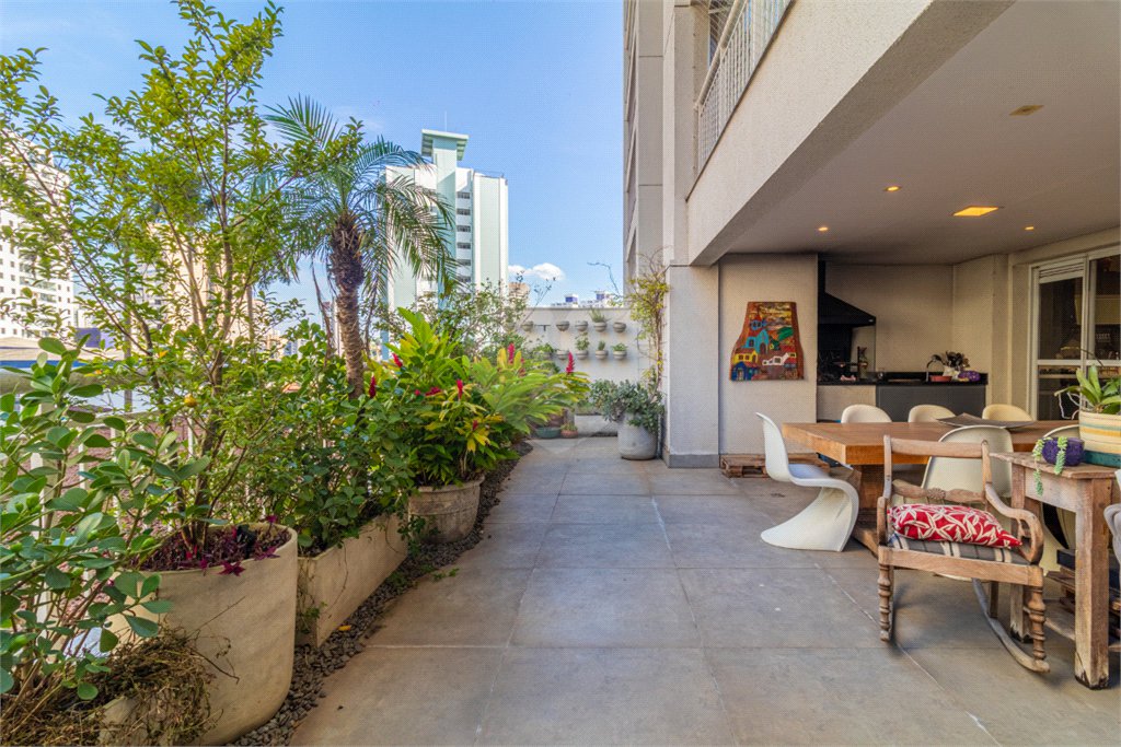 Apartamento à venda com 3 suítes em Vila Mascote, São Paulo, SP