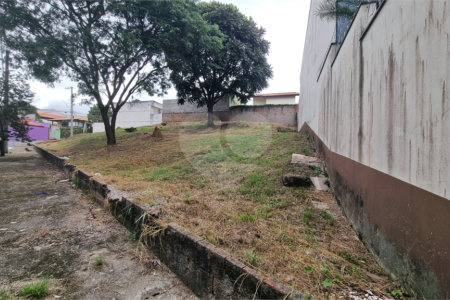 Terreno à venda em Jardim Pagliato, Sorocaba, SP