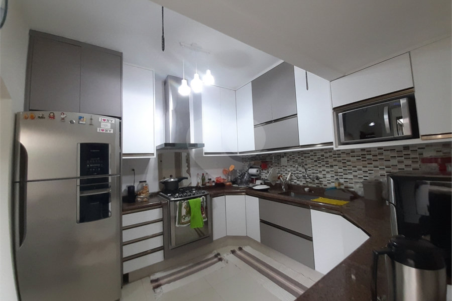 Casa à venda com 4 quartos, sendo 2 suítes,  em Jardim Floresta, São Paulo, SP