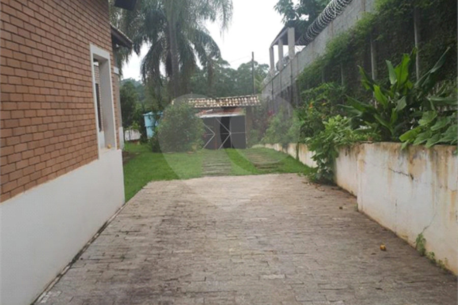 Chácara à venda com 4 quartos, sendo 2 suítes, em Serra da Cantareira, Mairiporã, SP