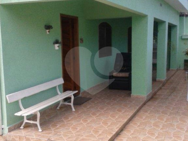Casa Térrea à venda com 2 quartos em Tremembé, São Paulo, SP