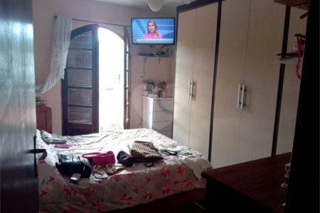 Casa à venda com 3 quartos, sendo 1 suíte, em Vila Mazzei, São Paulo, SP