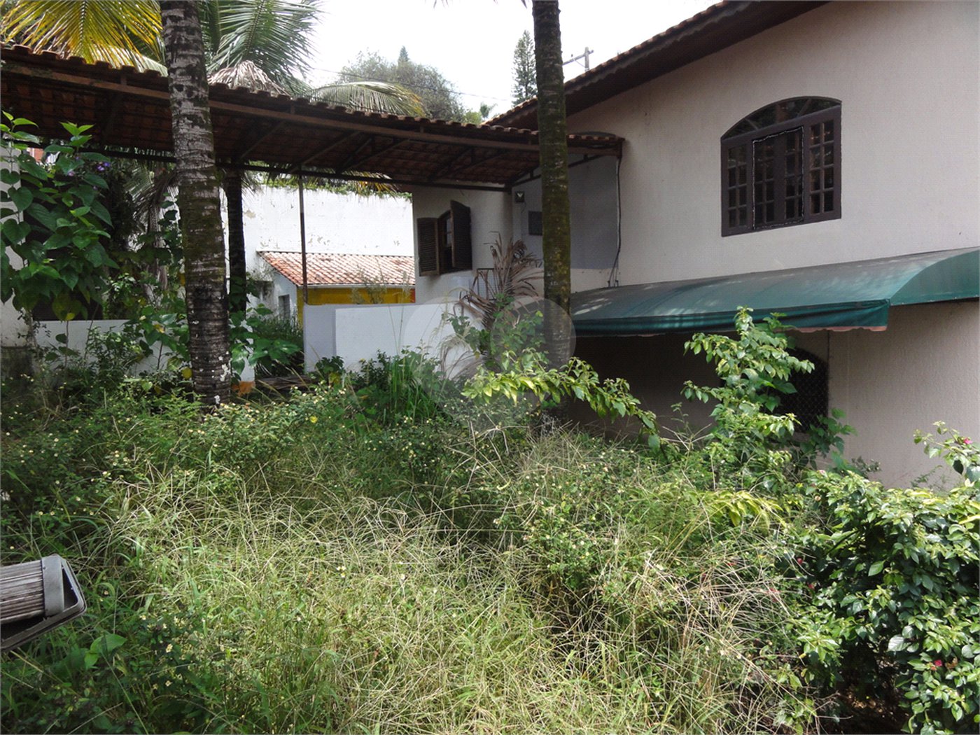 Casa Térrea à venda ou para alugar com 4 quartos em Jardim Floresta, São Paulo, SP