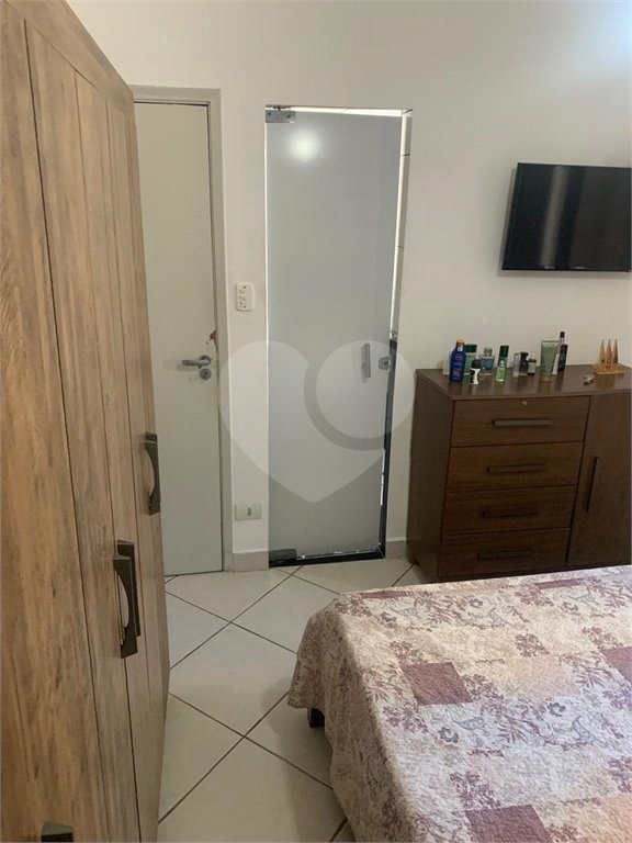 Apartamento à venda com 2 quartos, sendo 1 suíte,  em Canto do Forte, Praia Grande, SP