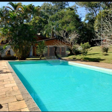 Casa à venda com 4 quartos, sendo 1 suíte, em Portal das Pedras-canedos (batatuba), Piracaia, SP