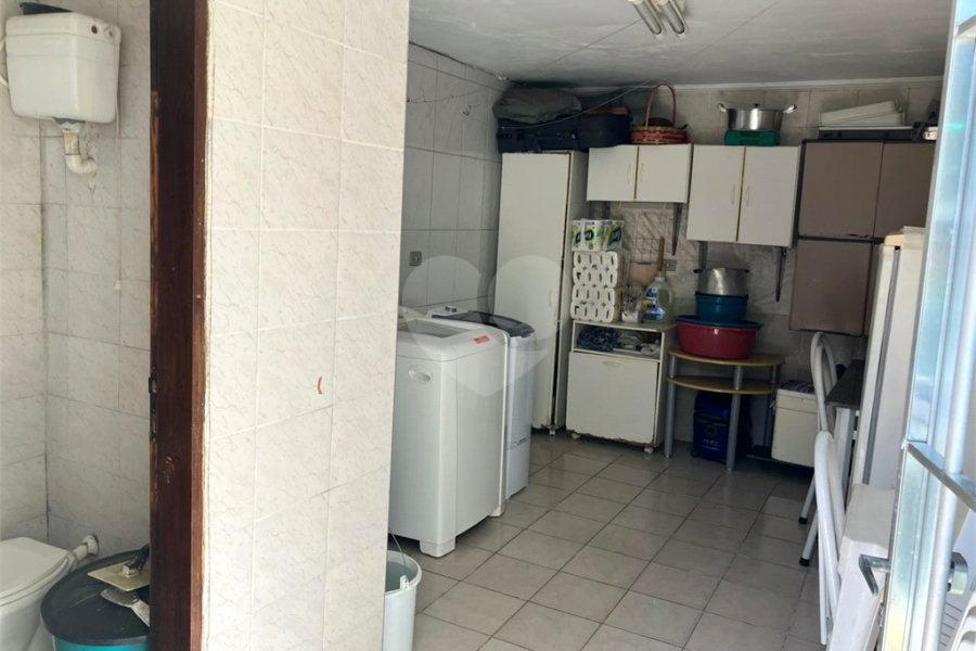 Casa à venda com 3 quartos em Jardim Peri, São Paulo, SP