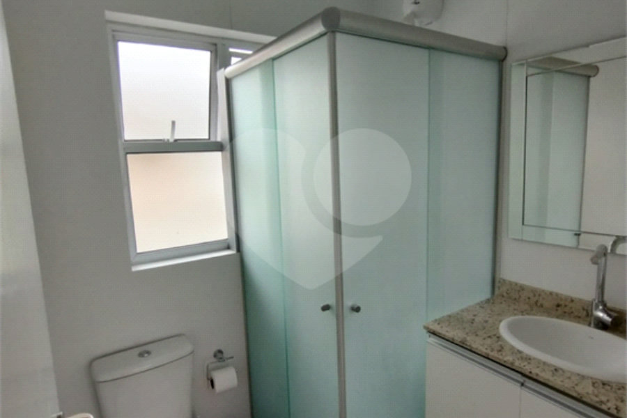 Sobrado à venda com 3 quartos, sendo 1 suíte, em Horto, São Paulo, SP