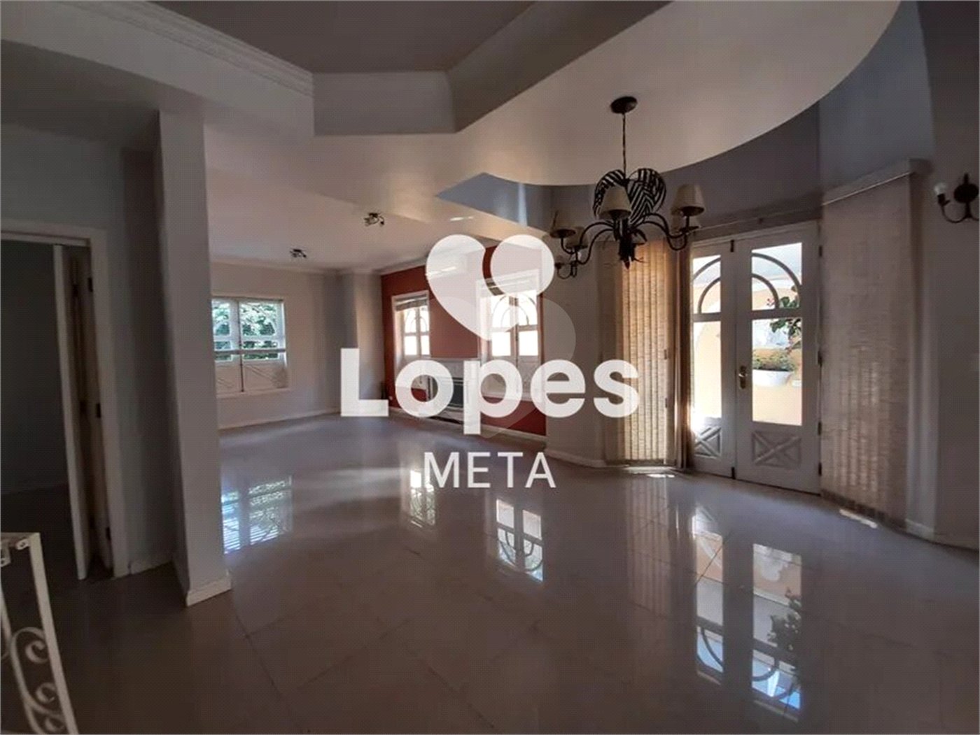 Casa à venda com 4 suítes no condomínio Altos da Serra Ii, São José dos Campos - SP
