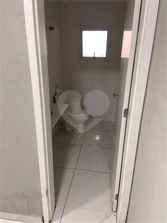 Casa à venda ou para alugar com 2 quartos no condomínio Esmeraldino, São Paulo - SP