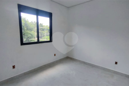 Sobrado à venda com 3 quartos, sendo 1 suíte, em Vila Granada, São Paulo, SP