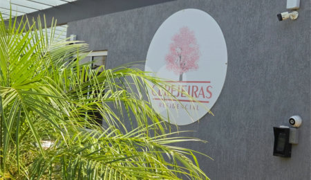 Casa à venda com 3 quartos, sendo 1 suíte,  no condomínio Cerejeiras, Araçoiaba da Serra - SP