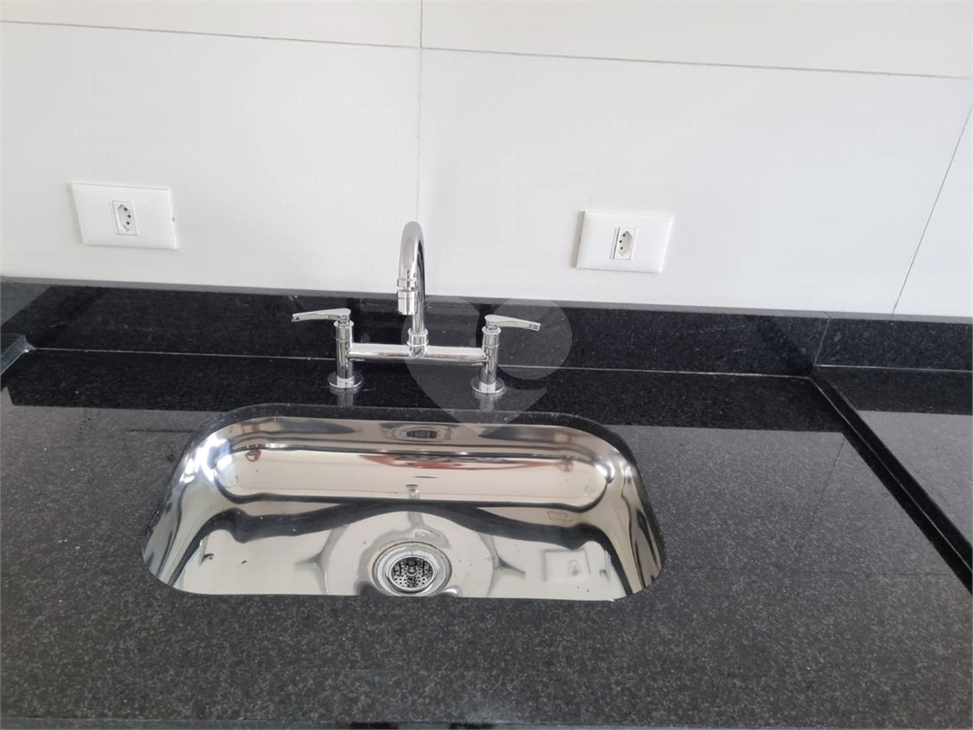 Duplex à venda com 2 quartos, sendo 1 suíte, no Centro, Sorocaba, SP